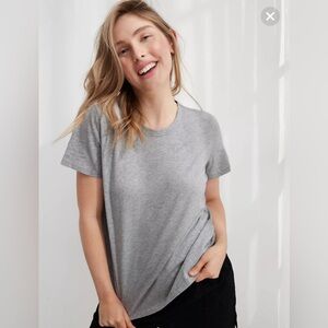 🦅 Aerie Basic Crew Neck T-Shirt